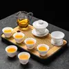 2026 Nuevo Modelo Porcelana de Jade Grasa de Oveja Juego de Té Kung Fu para Uso Doméstico, Incluye Gaiwan, Taza de Té y Mesa de Té, Juego de Tres Piezas