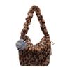 Bolso de piel con estampado de leopardo para otoño e invierno, nuevo bolso de mujer, moderno bolso de un solo hombro, bolso bandolera de gran capacidad, bolso de felpa para ir al trabajo.
