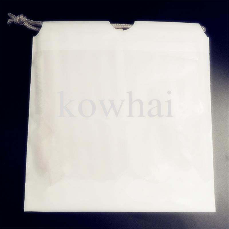 灰色印刷穿绳袋.png