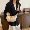 Bolso dumpling de textura simple estilo extranjero nuevo verano gran capacidad bolso de hombro resistente al desgaste transpirable callejero para ir al trabajo bandolera