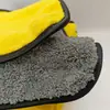 Toalla para Lavado de Autos de Terciopelo Coral de Alta Densidad 900g, Doble Capa Engrosada de Terciopelo Coral Altamente Absorbente para Limpiar Autos, Secado Rápido Especial
