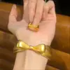 La Princesa Fugitiva Lazo de Cinta Pulsera Ancha Cobre Chapado en Oro Retro Mate Dulce Anillo de Alta Gama para Novia