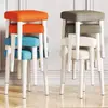 Fabricante al por mayor de taburete cuadrado apilable simple para el hogar, sala de estar, comedor, almacenamiento, dormitorio, tocador, bolsa suave, taburete de estudio