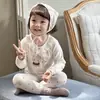 Oferta Especial al por Mayor Colección Otoño Boer Verde Estampado de Dibujos Animados Lindo Lycra de Algodón Amigable con la Piel Conjunto de Pijama de Otoño de Manga Larga para Niños