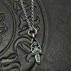 Joias da Moda Prata Tailandesa Pequena Espada de Diamante Vintage Desgastada Colar Corrente de Suéter Pingente de Diamante Colorido Nicho Europeu e Americano