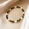 Pulsera de Perla de Agua Dulce en Forma de Arroz, Ojo de Tigre Mocha Cálido de Invierno, Pulsera de Moda Tendencia Color Café, Nueva Pulsera de Moda
