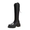 Botas de montaria femininas com sola grossa e corte em V, novo modelo outono e inverno 2025, que aumenta a altura e afina, salto grosso, botas longas que aumentam a altura para pessoas baixinhas
