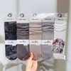 Nuevo Estilo Otoño e Invierno para Mujer: Calcetines holgados estilo Old Money, Calcetines altos, Calcetines holgados de encaje de color liso, Calcetines con separación de dedos para mujer