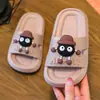 Pantuflas de EVA para niños y niñas, de verano, con dibujos animados, antideslizantes, lindas, con suela suave y suelas gruesas para niños pequeños