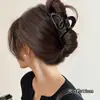 Nuevo Pasador Elegante Mate para el Cabello para Mujer Otoño e Invierno 2026, Tamaño Grande, Accesorio para el Cabello en la Parte Trasera con un Diseño de Línea Melard de Alta Gama