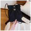 2024 Verão Estilo Coreano Artístico Fresco e Leve Pano Crossbody Celular Bolsa Feminina Casual All-match Mini Bolsa Pequena