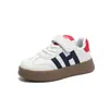 Zapatos Deportivos para Niñas 2026 Primavera y Otoño Nuevo Estilo Tenis para Niños Transpirables Casuales Antideslizantes Zapatos Infantiles Zapatos Blancos para Bebé