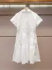 Shenzhen Nanyou ropa de mujer de alta gama verano nuevo estilo juvenil y moderno con cordón en la cintura para adelgazar vestido de manga corta para mujer