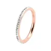 Anillo de acero de titanio con incrustaciones de diamantes para explosiones transfronterizas, anillo de pareja Joker de nicho superior, anillo de diamantes de lujo ligero, joyería al por mayor