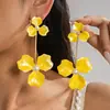 Pendientes de botón de acero con flor de gota de aceite de perla transfronterizos europeos y americanos, pendientes exagerados simples y dulces, pendientes para mujer de lujo ligero y de alta gama