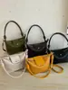 Essenciais para o Trajeto Super Quentes Bolsa Tote Pequena Feminina 2026 Nova Verão Nicho Textura Trançada Bolsa de Ombro Único Bolsa Transversal para o Trajeto
