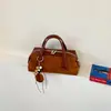 Bolso de mano para mujer estilo comercio exterior, retro, con acabado mate, perfecto para otoño, con una estética europea y americana única, que irradia un ambiente sofisticado y de alta gama, adecuado como bolso de hombro o bolso cruzado.