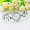 Pulseira de Relógio Feminina com Ponto de Diamante Trevo de Quatro Folhas Pulseira de Relógio Feminino Casual Relógio de Presente Joia Relógio Feminino Mão