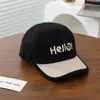 Chapéu de bebê novo de outono e inverno de veludo cotelê, boné infantil coreano com letras e combinação de cores da moda S099