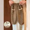 Conjunto de Dos Piezas para Niñas Estilo Coreano: Suéter Grueso de Punto Elegante y Pantalones de Felpa, Conjunto de Otoño/Invierno para Niñas, Nuevo Estilo 2026
