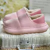 Pantuflas de algodón para mujer con sensación de pisar caca, invierno, con felpa adicional, ropa de casa, talón cubierto, cálidas, suela gruesa, impermeables, antideslizantes, se pueden usar afuera, zapatos posparto