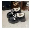 Zapatos Pequeños de Cuero Estilo Británico para Mujer 2026 Otoño/Invierno Nuevos Versátiles de Tacón Alto con Forro de Terciopelo Mary Janes Mocasines Retro de Suela Gruesa para Mujer