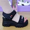 Sandalias Deportivas para Mujer 2026 Nuevo Verano Suela Gruesa Casual Aumentadoras de Altura Tacón de Cuña Velcro Moda Exterior Zapatos de Playa para Mujer