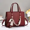 Bolso Nuevo de Moda para Mujer Estilo Chino Sensación de Alta Gama Bolso de Hombro Único Bolso de Mano Gran Capacidad Bolso Tote Simple para Mujer