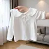 Camiseta de manga larga Beko Fei de algodón puro para niñas con cuello de encaje suave, versátil para el uso diario, top de capa base