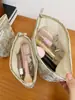 Estilo Ins Transfronterizo Nuevo Jacquard Mariposa Bolsa de Cosméticos de Gran Capacidad Bolsa de Almacenamiento Portátil para Salir Estuche para Lápices Bolso de Mano