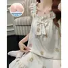 Vestido de Algodão Nuvem Estilo Novo de Verão com Bojos Removíveis e Decoração de Laço, Vestido de Comprimento Médio Que Pode Ser Usado em Casa ou Como Camisola