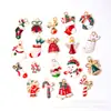 Colgante de Aleación Esmaltada Navideño Colgante de Gota Papá Noel Muñeco de Nieve Reno Colgante de Dibujos Animados Accesorios para Joyería DIY Pulsera Al Por Mayor