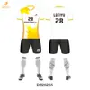 Suministro Directo de Fábrica de Uniformes de Fútbol Personalizados, Playeras Estudiantiles de Manga Corta, Uniformes de Entrenamiento de Fútbol para Adultos y Niños, Hombres y Mujeres