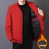 2026 Nuevo Estilo Nuevo Artículo Caliente Ropa para Papá de Mediana Edad y Adultos Mayores Chaqueta de Algodón Temporada de Otoño e Invierno Talla Grande Más Terciopelo Transfronterizo Negocio Administrativo