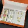 Conjunto de relógio feminino da moda, relógio de quartzo elegante, conjunto de pulseira de joalheria explosiva quente