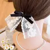 Goma para el pelo de encaje dulce con perlas y colgante de lazo estilo francés, para moño de niña, Cuerda elegante para coleta