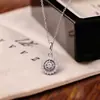 Collar Brújula del Destino Chapado en Plata de Ley 925 con Oro de 18 Quilates para Mujer, Estilo Retro Francés, Sensación de Alta Gama, Colgante Mini Redondo de Zirconia
