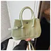 Bolsa Balde Portátil de Moda de Luxo Transfronteiriça para Mulheres 2025 Nova Versátil Super Popular Bolsa de Ombro Transversal