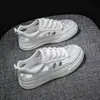 Venta especial de liquidación de Grulla de Almohada Blanca: Sandalias deportivas Baotou para mujer, nuevo modelo de verano 2026, versátiles, caladas, de malla transpirable, zapatos casuales