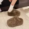 Pantuflas de algodón de moda Baotou, pantuflas peludas para mujer, estilo nuevo, suela gruesa, invierno, que aumentan la altura, adecuadas para mujeres menudas, versátiles, 2026