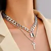Collar Metálico Multicapa de Estilo Frío Europeo y Americano para Mujer, Simple Largo Personalizado con Cruz Luna Cadena Clavícula Colgante
