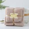 Juego de Toalla y Toalla de Baño con Patrón de Piña al Por Mayor, Suave, Absorbente, Juego de Toallas de Felpa Coral Espesada para Padres e Hijos, Regalo Promocional para Uso Doméstico