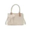 Bolsa Feminina Super Popular 2026 Nova Tendência Moda Estilo High-End Bolsa de Mão para Uso Externo Ombro Único Transversal Pequena Quadrada
