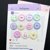 Botones Lindos de Dibujos Animados Redondos en Forma de Corazón con Estampado de Manzana para Diarios DIY, Decoraciones Cuadriculadas Vintage, Se Pueden Mezclar y Combinar