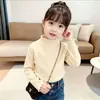 Ropa interior para niños de doble cara DeRong Primavera Otoño Invierno Estilo Delgado Niña Bebé Color Sólido Cuello Semi Alto Niños Pequeños Medianos Camiseta de Manga Larga