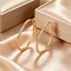 Xuping Brazaletes Rusos Transfronterizos para Oreja, Aros Color Oro de 18K con Incrustaciones de Diamantes, Joyería de Lujo Ligero de Alta Gama al por Mayor para Mujeres