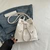 Bolsa Saco Feminina 2024 Nova Texte Mori Mochila com Corrente Feminina Estilosa Fashionável Transversal Mochila Borboleta