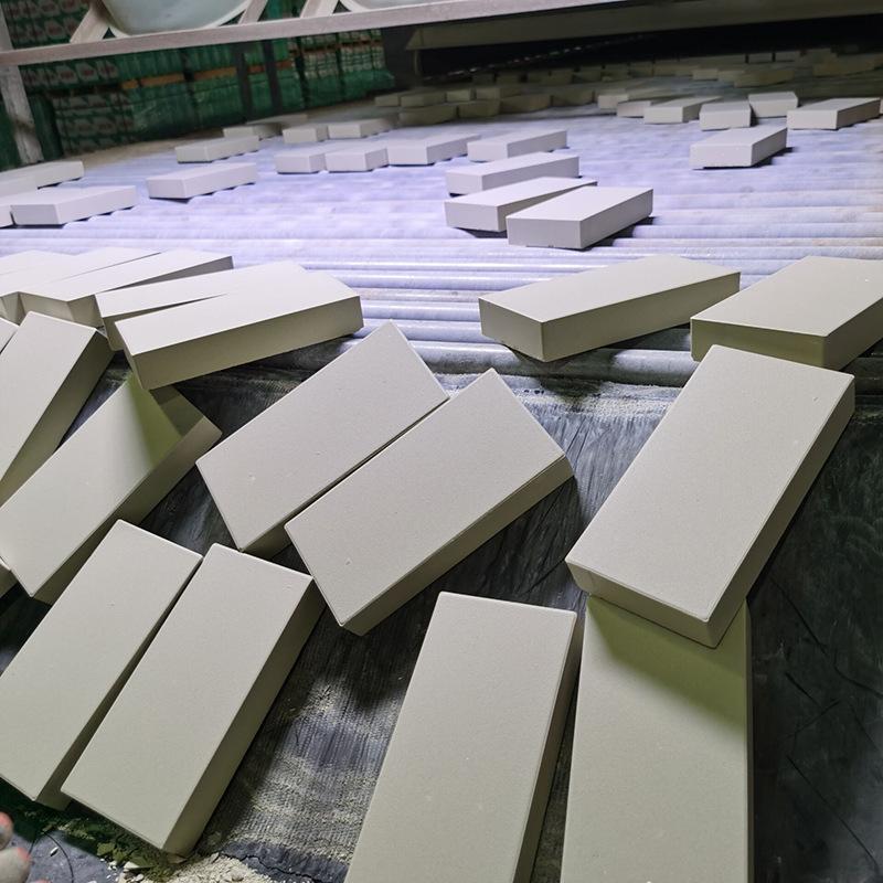 _-1272558769__106e504b16a38d5a