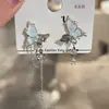 """Mariposa de Amor en un Sueño" es un Conjunto de Pendientes de Mariposa Azul Crema de Perlas Artificiales que Son Perfectos para el Verano, con Accesorios de Pendientes de Borla Súper de Hada"""