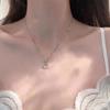 Collar de lujo ligero de plata S925, cadena de clavícula moderna que combina con todo, mariposa, nicho simple, joyería de cadena de lana elegante de alta gama.